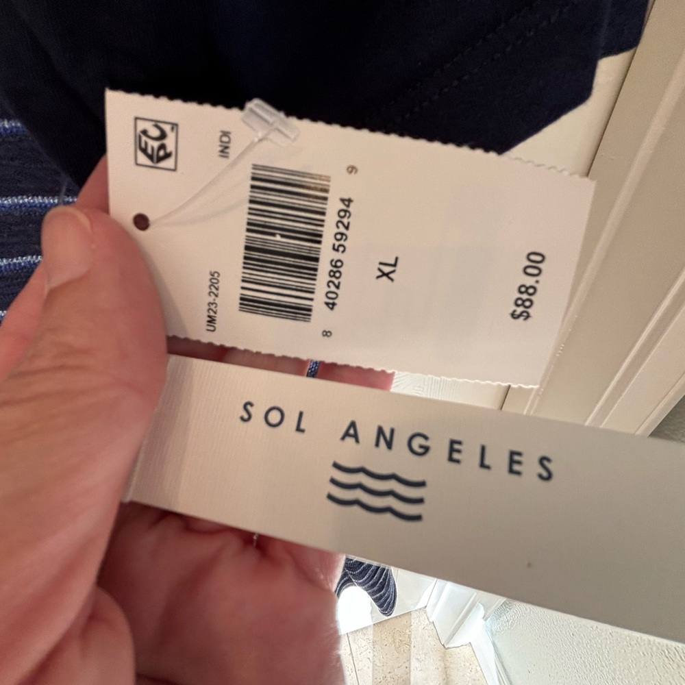 SOL ANGELES - Men’s Terry t-shirt.  NWT.   Size XL - Picture 2 of 4